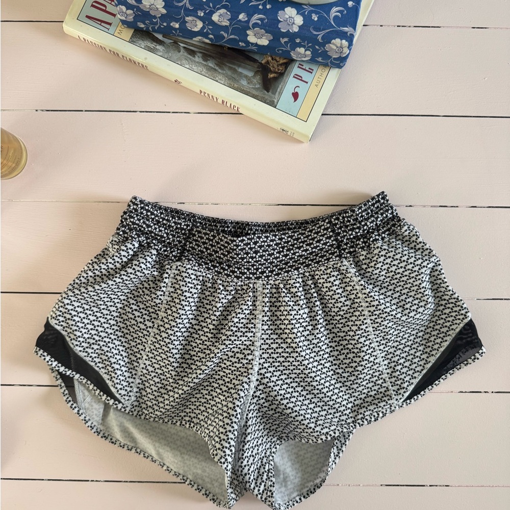 Lululemon Athletica Black and White Athletic Shorts with Elastic Waistband